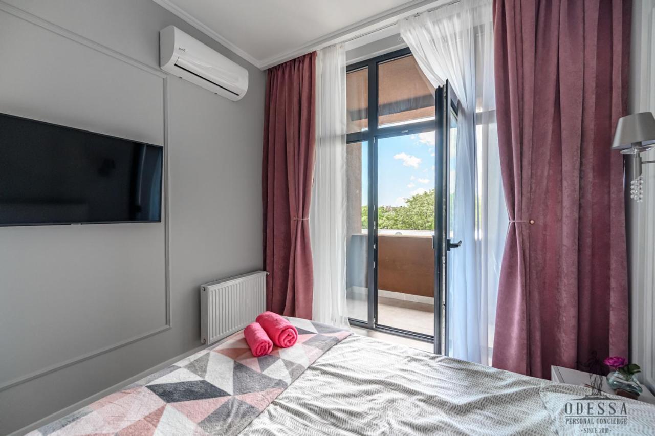 City Center New House Odessa Luaran gambar