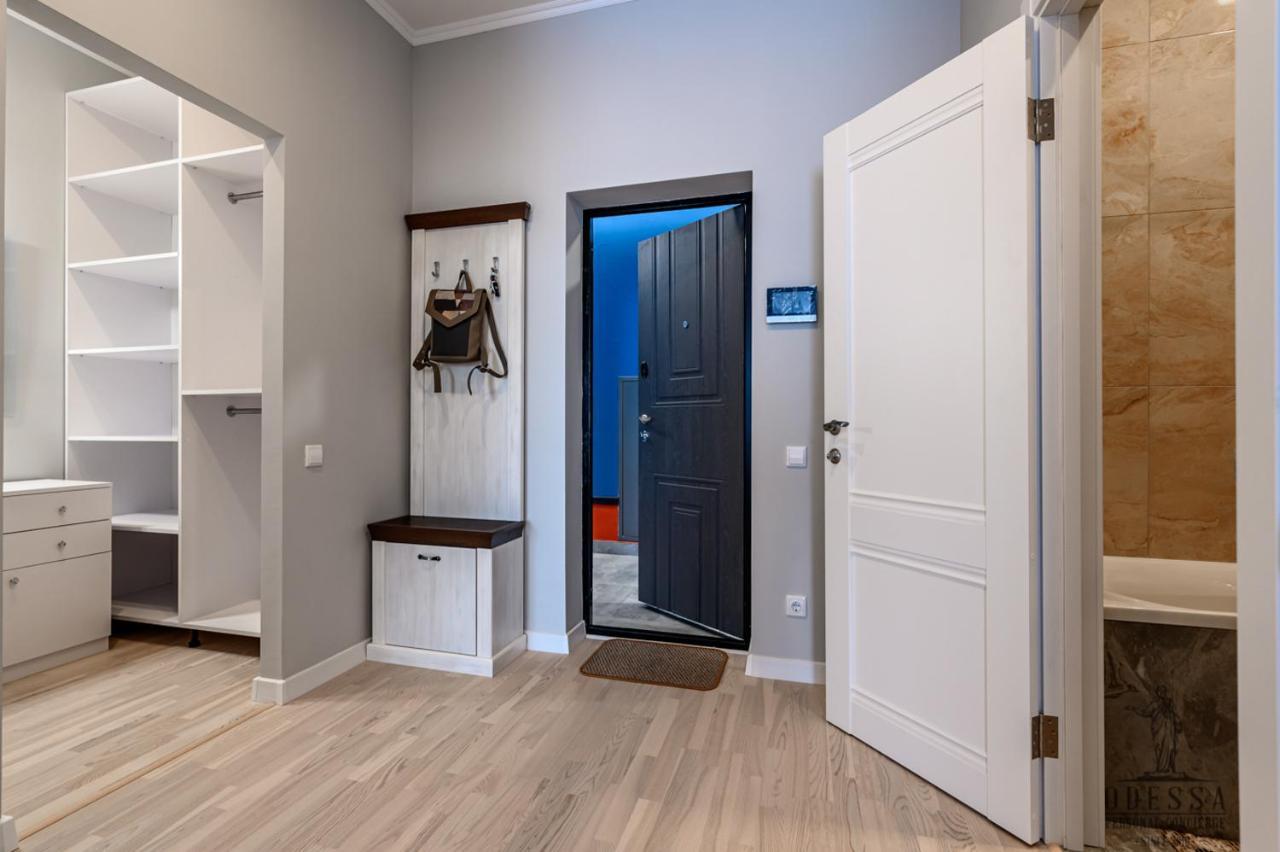 City Center New House Odessa Luaran gambar