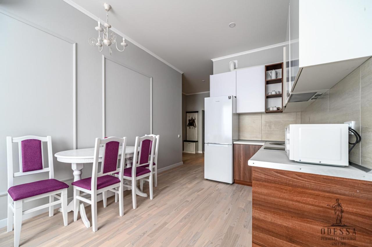City Center New House Odessa Luaran gambar