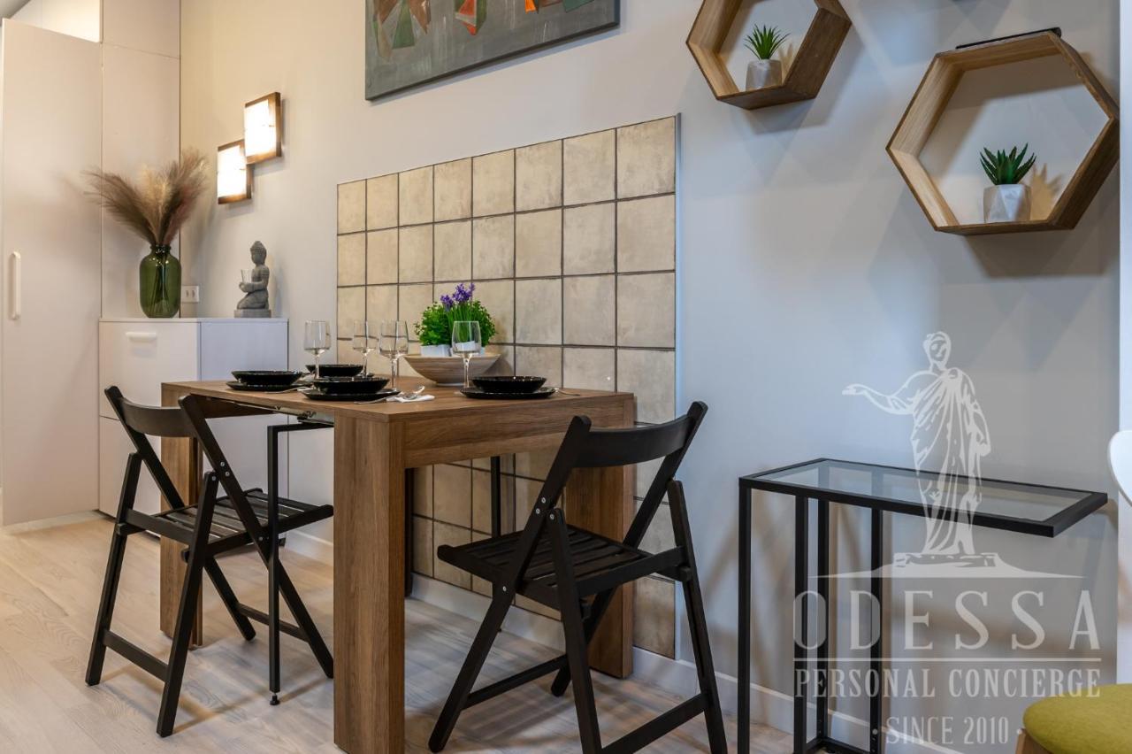 City Center New House Odessa Luaran gambar