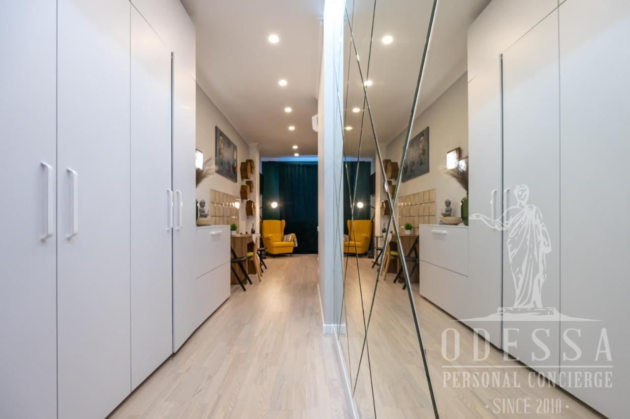 City Center New House Odessa Luaran gambar